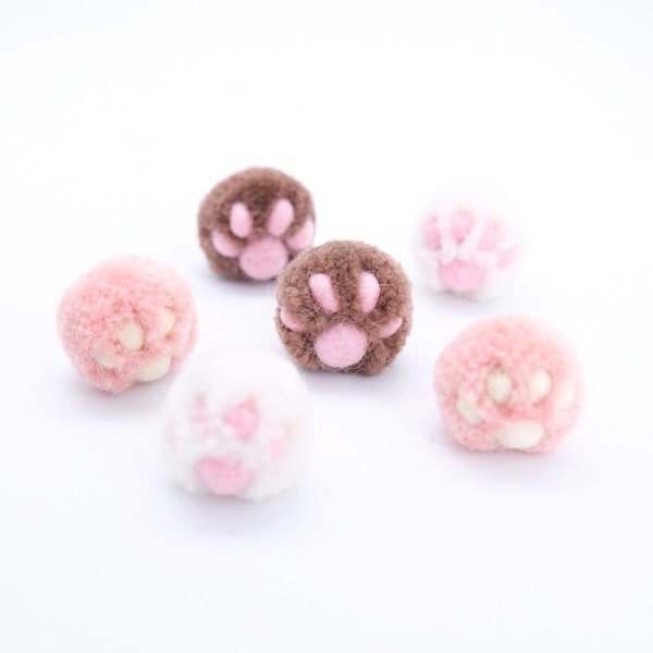 Handmade cat gift for cat yarn ball of cat toys wool balls gifts for pet lovers eco friendly toys for cat ready to ship