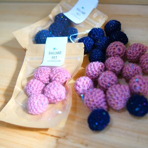 Handmade Cat Yarn Balls: Catnip Toys for Cat Mom