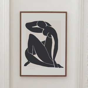 Printable | Woman Figure Artwork | Black & White | Digital Download
