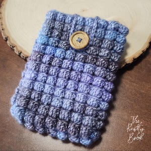 Crochet Kindle Sleeve Pattern | Bubbly Book Sleeve | PDF instant download