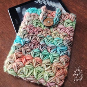 Crochet Kindle Sleeve Pattern | Book Bouquet Reader Sleeve | PDF instant download