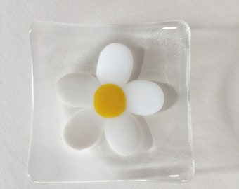 Handcrafted fused glass red daisy jewellery dish