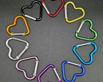 MOSQUETÓN EN FORMA DE CORAZÓN / Clip metálico en forma de corazón para llaves, bolsos y mochilas / 10 opciones de color