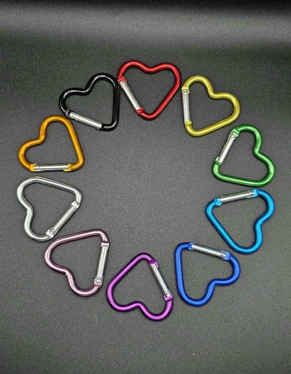 HEART CARABINER | Heart-Shaped Metal Clip for Keys, Bags & Backpacks | 10 Color Options