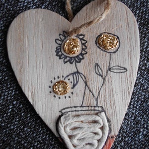 Mothers Day Gift, One of a kind Vase of Flowers on Wooden Heart, Hanging Heart Decor, Made in UK, Personalised Gift, Gift for Her