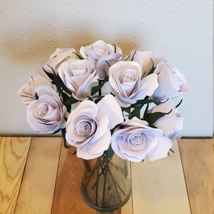 White Paper Roses - 1 Dozen (12) - Valentine&#39;s Day, Flower Arrangement, Bouquet