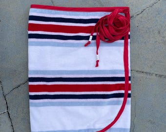 Spódnica frotte z motywem kwiatowym na Dzień Pamięci, 4 lipca