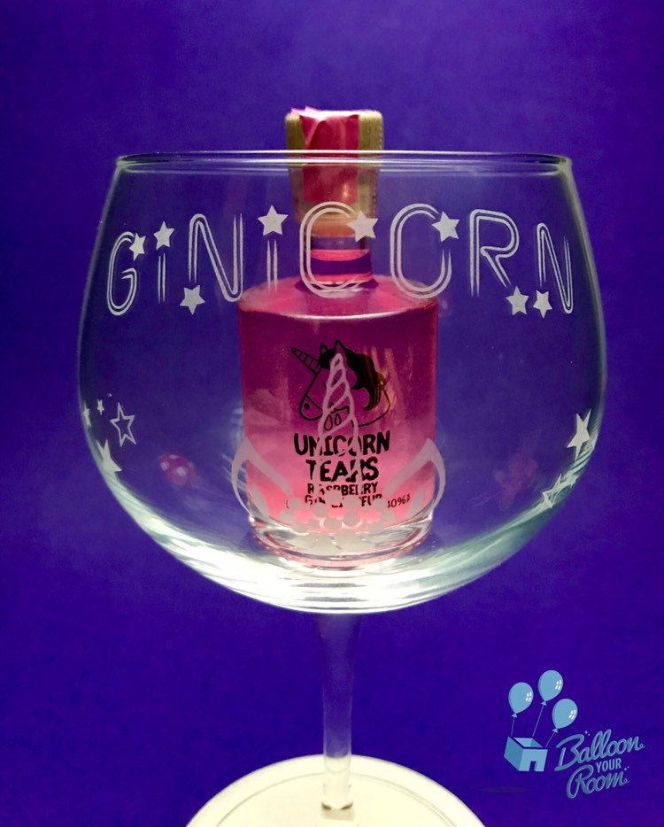 Figurine de licorne en verre - France