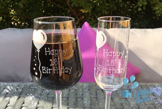 square wine glass Schott Zwiesel Level All-Purpose Square Wine Glass  booster-theme-glassware