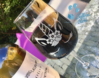 Unicorn - Engraved Wine Glass