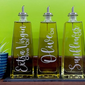 500ml Personalised Oil Bottles with Beak Shaped Spout with Silicone Cork - Oil Bottles - Olive Oil - Sunflower Oil etc