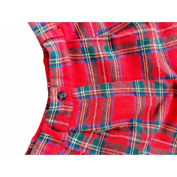 Vintage Red Plaid Wool High Waisted Shorts | Size… - image 4