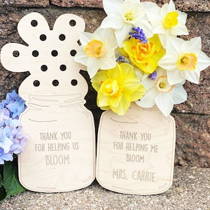 Teacher&#39;s Gift Personalized Flower Holder SVG File, Laser File, Glowforge SVG File, Teacher Appreciation, Gift from Kids, Digital Download