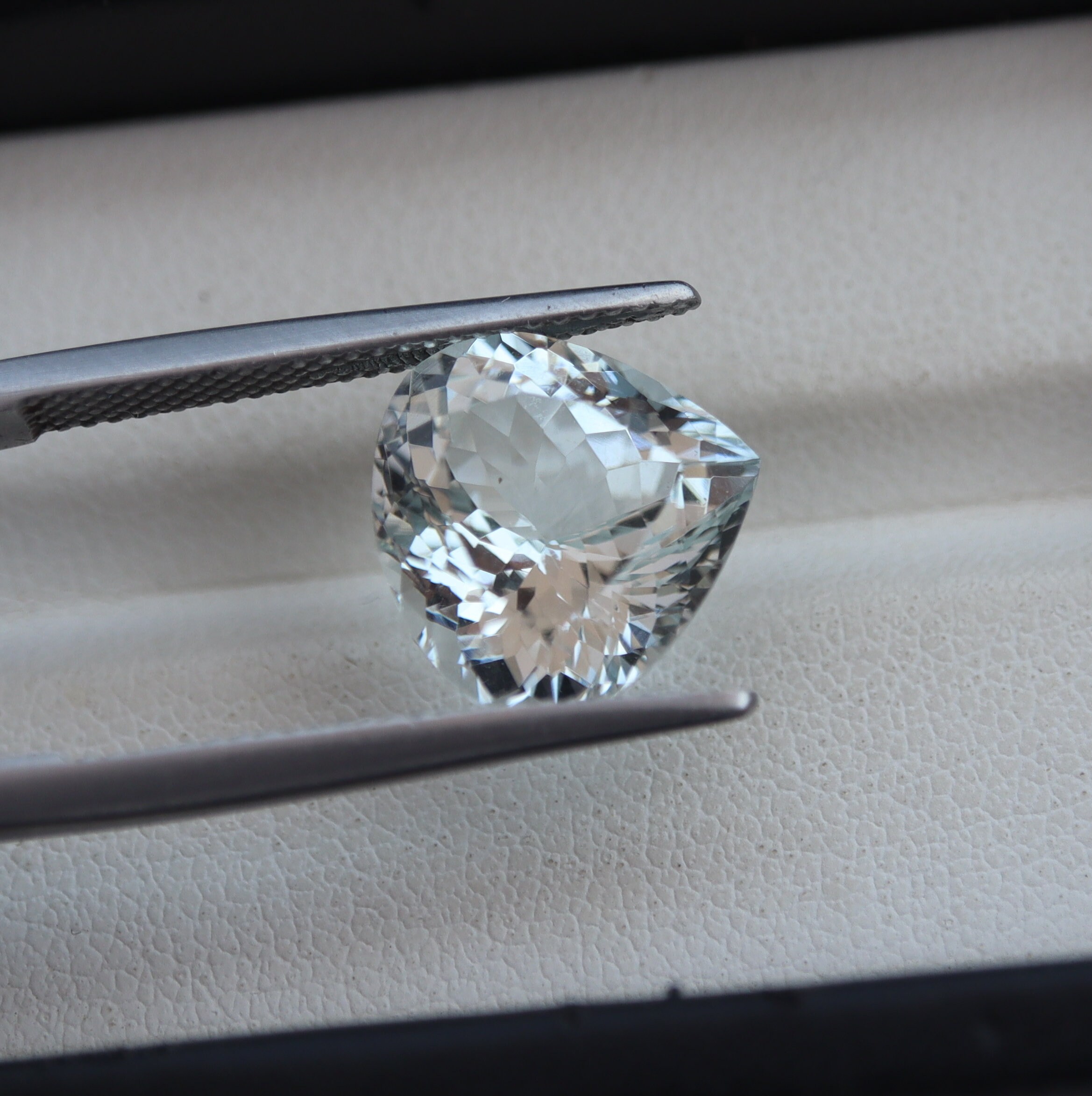 12.5 MM Colorless Aquamarine Heart Cut, 5.98 Carats Aquamarine Faceted ...