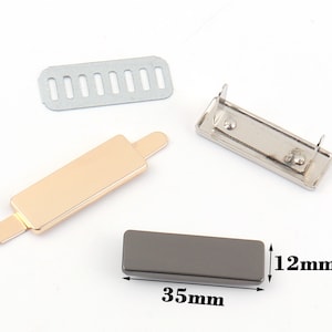 Étiquettes de sac à main personnalisées, 35 x 12 mm noir/or clair rectangle pistolet avec pieds, logo personnalisé gravé au laser pour fabrication artisanale image 2