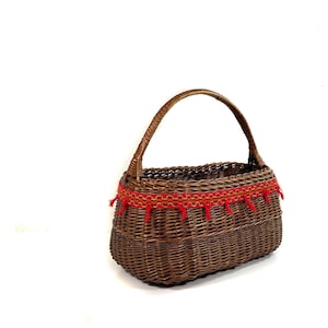 Vintage handmade Wicker Basket - with Handle - Picnic Basket - Carrying Bag - Boho Decoration - Storage Basket - 1970-80s