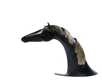 Cabeza de caballo, taller de Karl Hagenauer, circa 1935 - Art Déco - Latón fundido - Cabeza de caballo con crin - Austria - Viena
