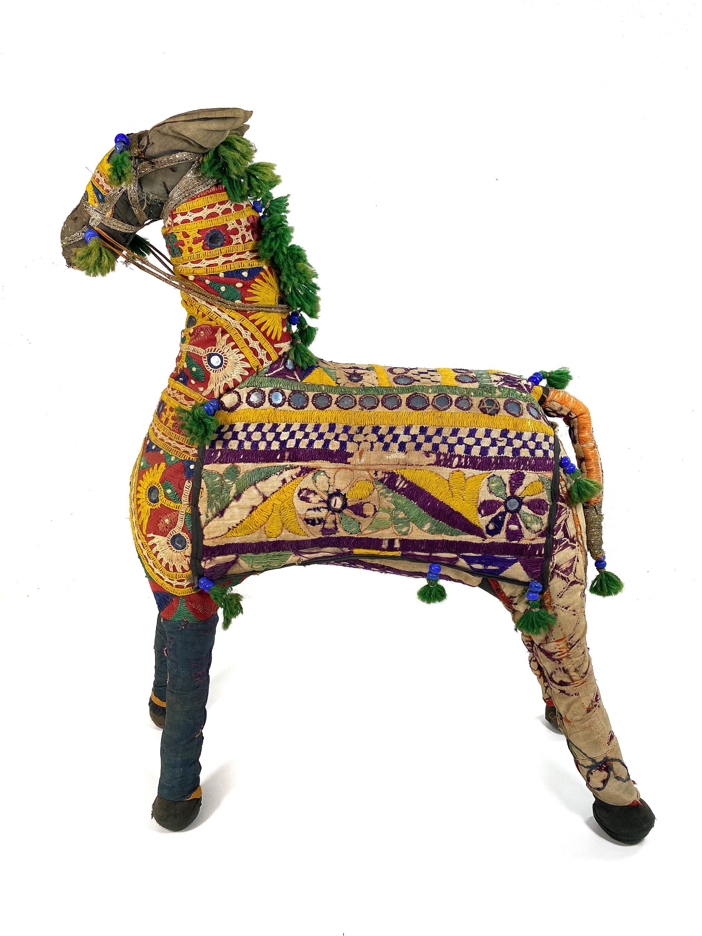 Vintage Textile Container From Rajasthan - Ca 1950 Vintage Textile Container From Rajasthan - Ca 1950