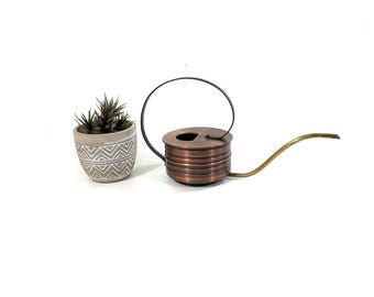 Vintage flat watering can for window plants copper, brass - Boho chic - round handle - decoration - herbs - 17 OZ - 1960-70s
