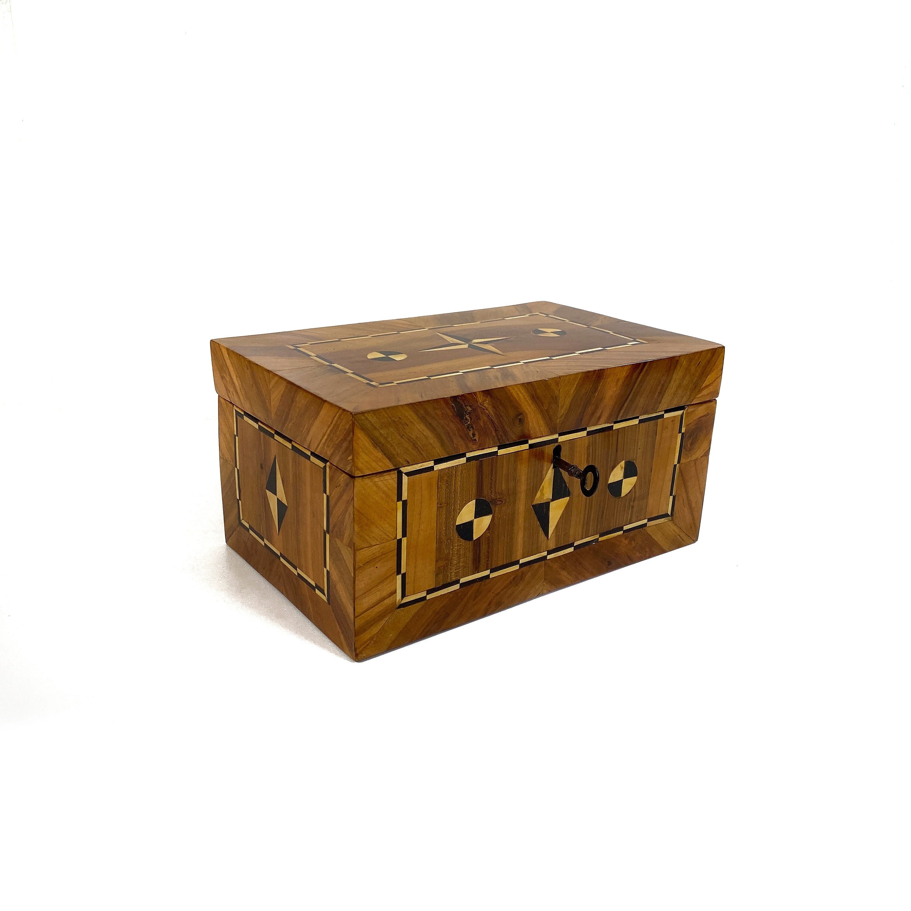 Schatztruhe aus Holz 3,6 Liter Schloss Naturholz Kiste Haushaltsbox Geldgeschenk 