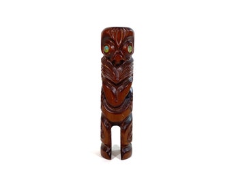 Vintage Medium Size Tiki Wooden Figure - Wood Carvings - Moana - New Zealand - Sculptures - Abalone - Pearl Eyes - Height: 9.4" - 70s