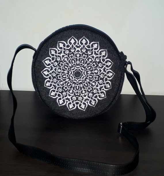 White canteen purse new arrivals