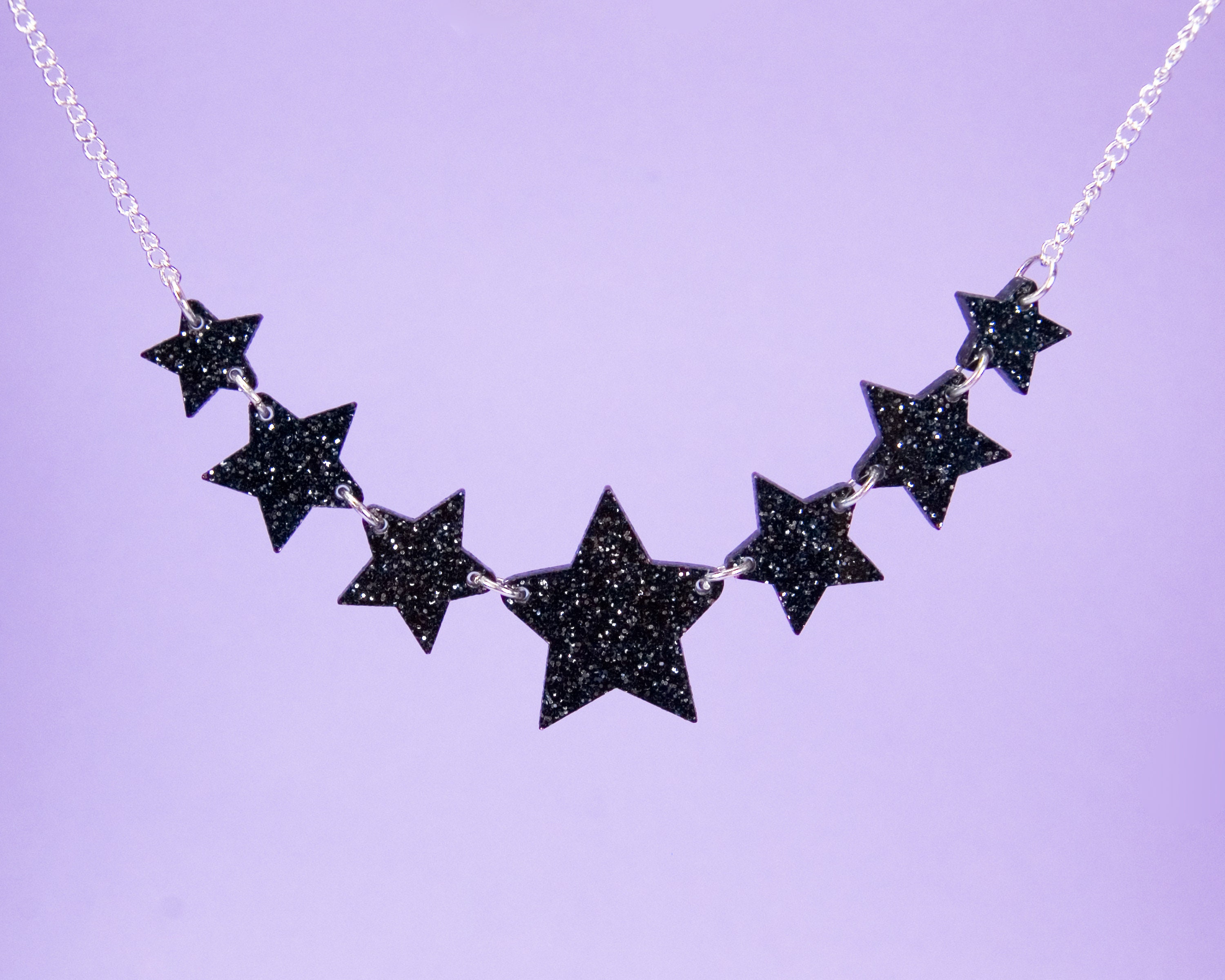 Black sparkly necklace outlet