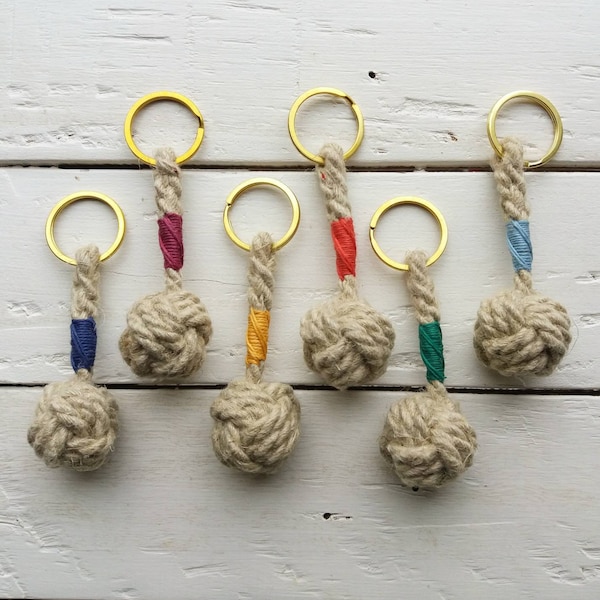 Handmade Monkey's fist knot Keyring keychain Natural hemp rope Brass ring Little gift Nautical