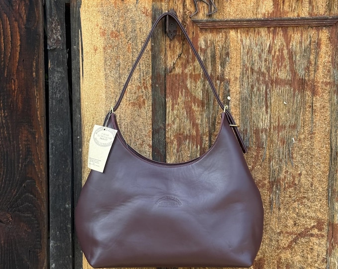 Minimalist Wine Red Italian Leather Shoulder Bag — Bruno Balandis The Drop BBB