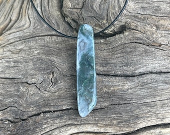 Moss Agate Green Crystal Pendant Natural Stone Necklace-Green Rock-Green Gemstone-Tree Agate-Green Chalcedony-Green Adjustable Crystal Stone
