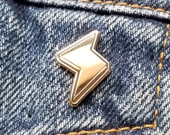 Lightning Bolt - Mario Kart Enamel Pin