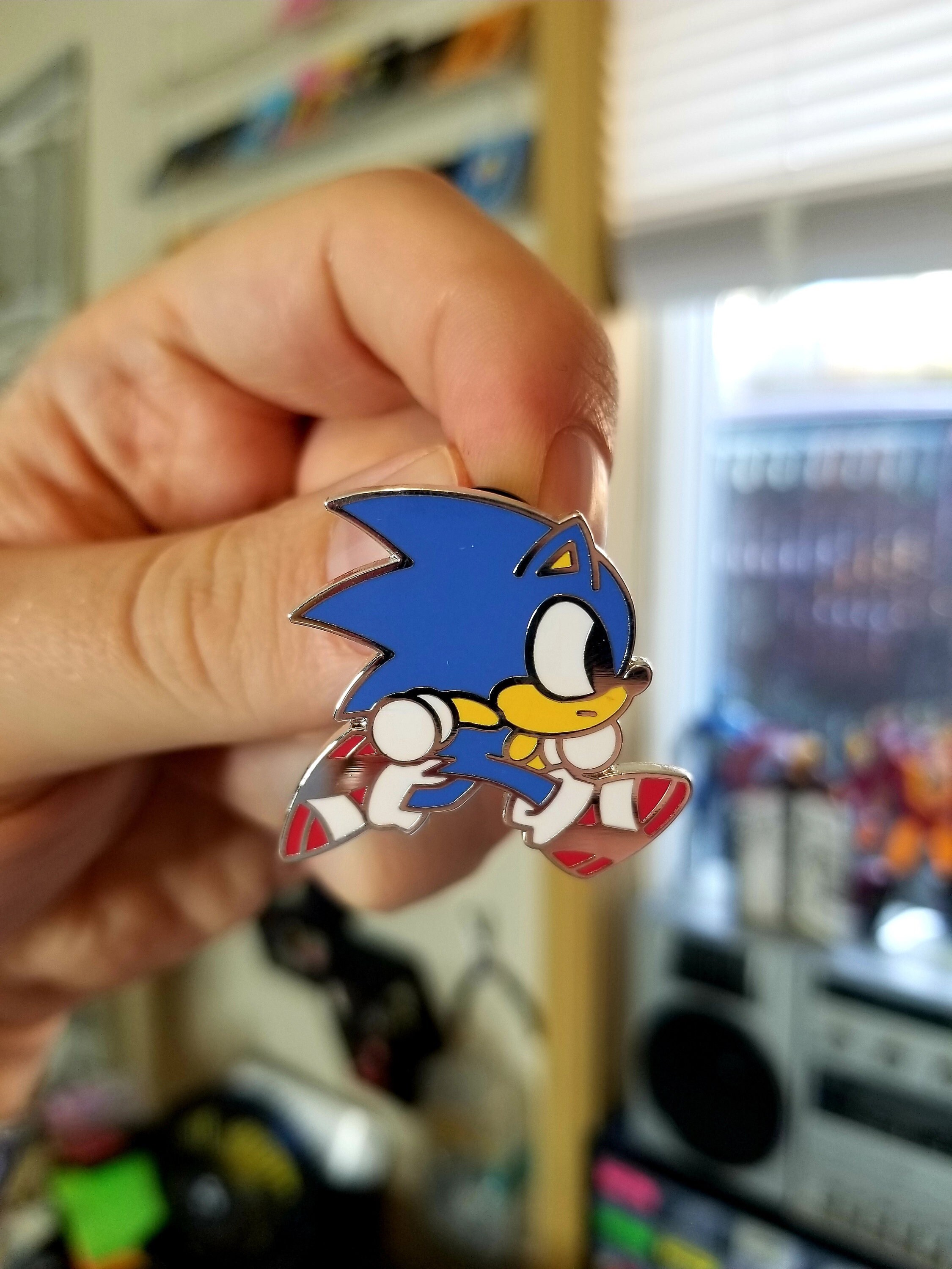 Sonic the Hedgehog Metal Sonic Gold Series Enamel Pin