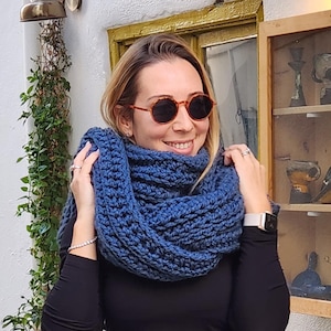 Dark Blue Chunky Scarf – Handmade Extra Long Knit Scarf – Oversized Winter Scarf – Cozy Wool Blend Crochet Scarf Gift