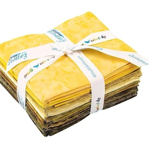 Riley Blake - Expressions Batiks Shades of Yellow Fat Quarter Bundle 16 pcs