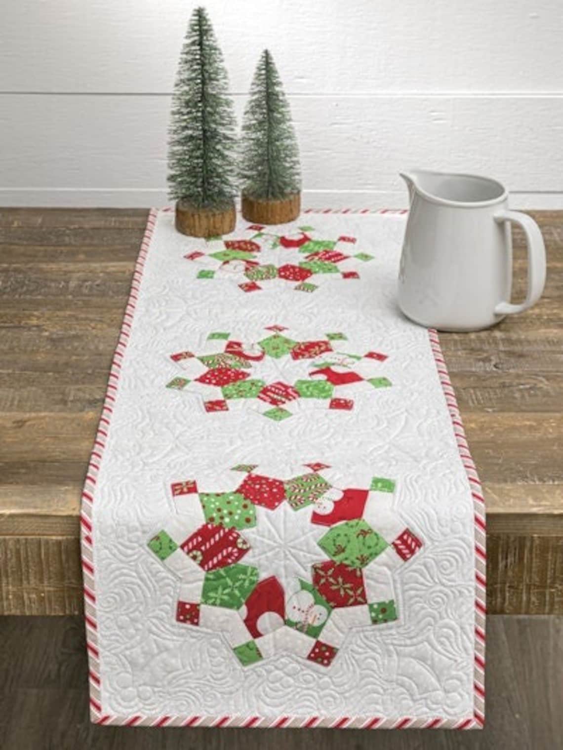 Starburst Table Runner Pattern With 4 Patch Template by Me Etsy