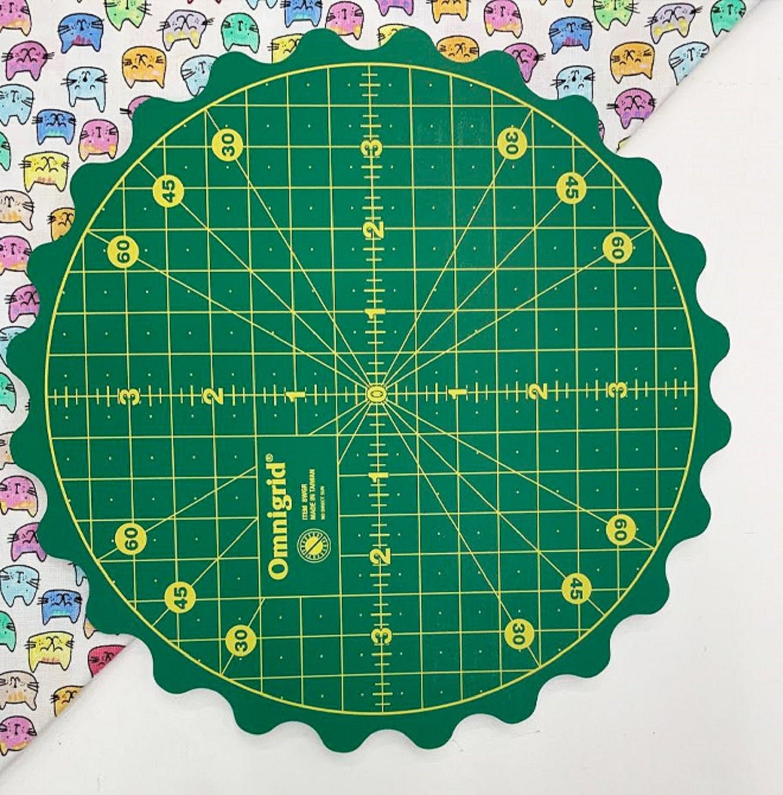 Omnigrid 360 8 Inch Rotating Cutting Mat 14 Inch Rotating Etsy