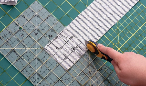 GO! Quilting Ruler-6 x 24 - AccuQuilt