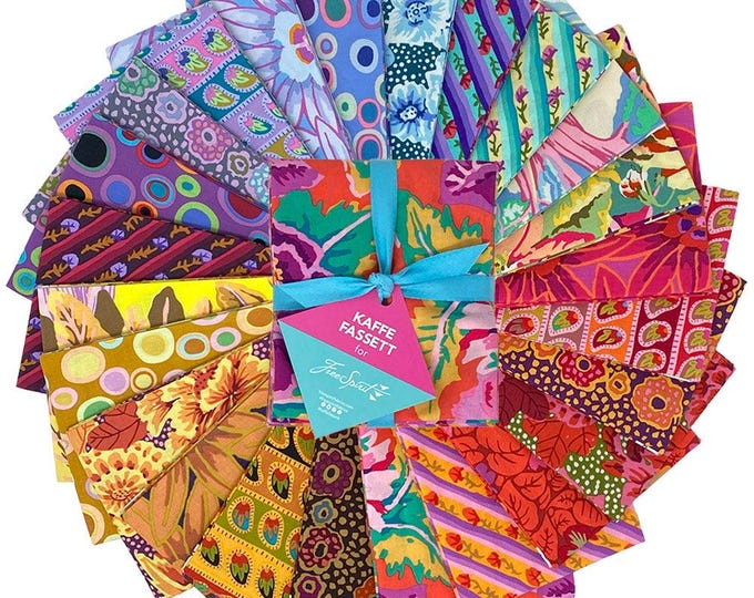 Riley Blake - Red Hot Fat Quarter Bundle 42 Pcs, Red and White Fat ...