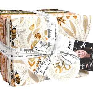 NEW! Bee Garden Fat Quarter Bundle by Gingiber for Moda Fabrics 29 pcs