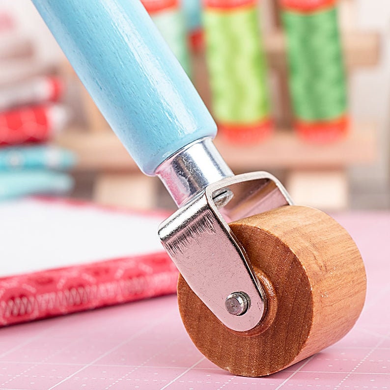 Quick Press Seam Roller | Lori Holt of Bee in my Bonnet for It's Sew Emma  #ISE-735