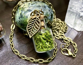 Mini Terrarium, Real Moss in a Bottle, Witchy Cottagecore Necklace, Bottled Forest Jewelry, Preserved Moss, Living Plant Necklace