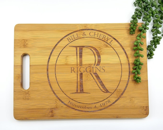 Personalized Cutting Board | Wedding Gift | Engagement | Gifts for Mom | Custom Cutting Board | Personalized Kitchen | Kitchen Gift | Fiance