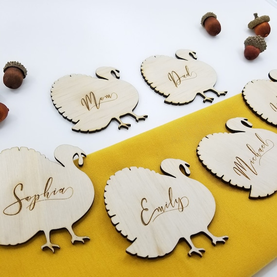 Engraved Birch Turkey Place Cards: Thanksgiving Table Decor
