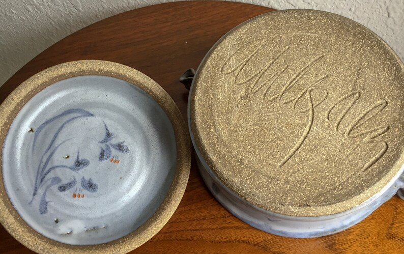 Stunning Vintage Studio Pottery Signed Covered DishPot Casserole Dish