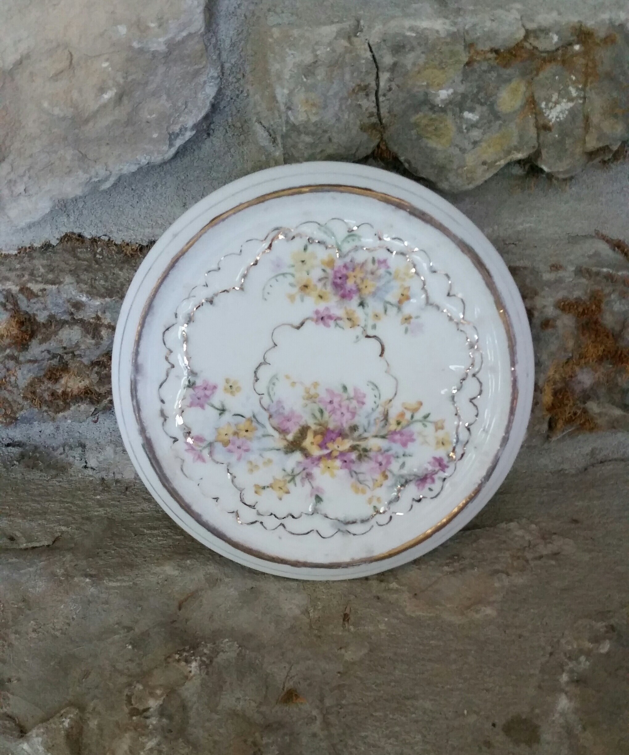 Vintage Ceramic Trivet, Gold Trim With Wild Flower Scene 162 Etsy New