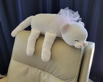 Crocheted Sleeping Cat, #1096