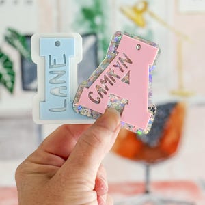 Personalized Acrylic Backpack Tag: Custom Name Keychain