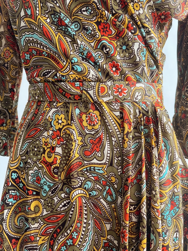 Pretty Vintage 1940s Rayon Jersey Wrap Dress Hip Swag Paisley L image 7