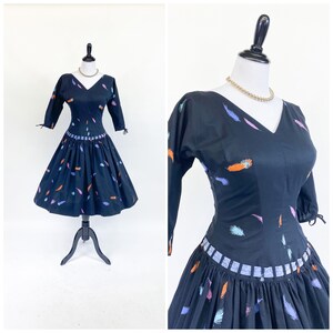 Melhor! Vintage 1950 novidade estampa pena saia completa saia circular vestido M