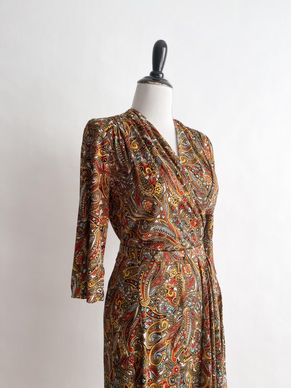 Pretty! Vintage 1940s Rayon Jersey Wrap Dress Hip… - image 5